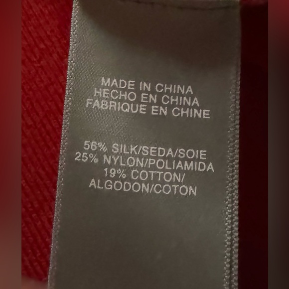 Liz Claiborne Women’s Cherry Red Top Sweater. With Zip Closure 
Medium. NWOT - Picture 7 of 11